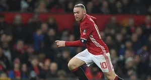 Rooney kararını verdi