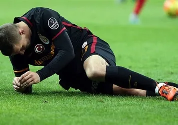 Lukas Podolski takımla çalışmalara başlıyor!