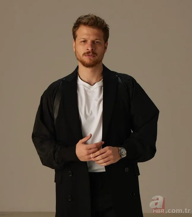 Taş Kağıt Makas'ın Sarı Bit'i Burak Yörük'ün sevgilisi güzelliğiyle göz kamaştırdı! Sosyal medya fenomeni... 3