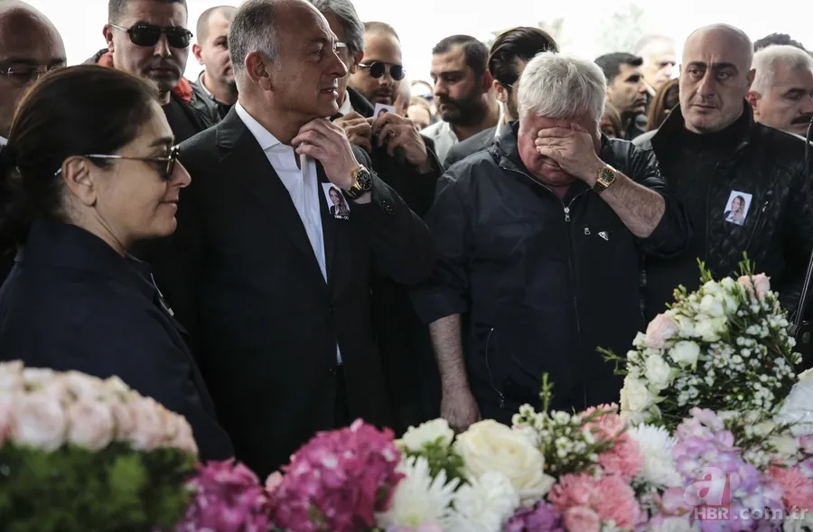 Faciada hayatını kaybeden Mina Başaran ve arkadaşları son yolculuklarına uğurlandı 5
