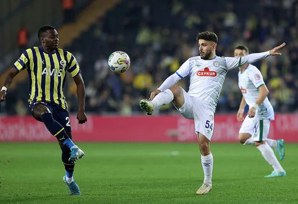 Son dakika: Fenerbahçe’de Osayi Samuel sakatlandı