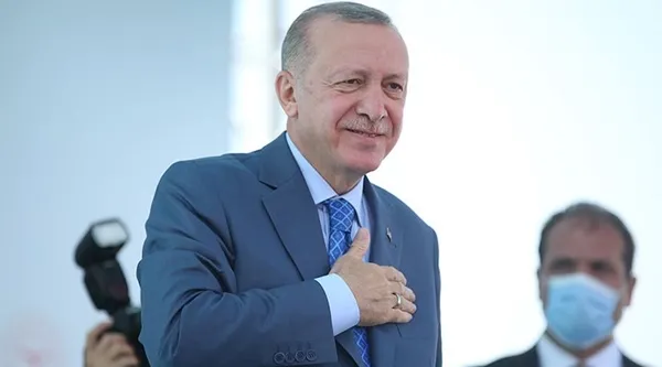 Yunanistan Dışişleri Bakanı Nikos Dendias’tan Başkan Erdoğan’a övgü dolu sözler: Kendi hedeflerine ulaşmada başarılı ve bölgede önemli bir lider