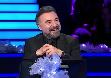 2022'de Birleşik Krallık'ta 3109 katılımcıyla yapılan bir ankete göre, ilişkide ilk kez seni seviyorum diyen taraf hangisi olur ve bunu ortalama ne kadar önce söyler?