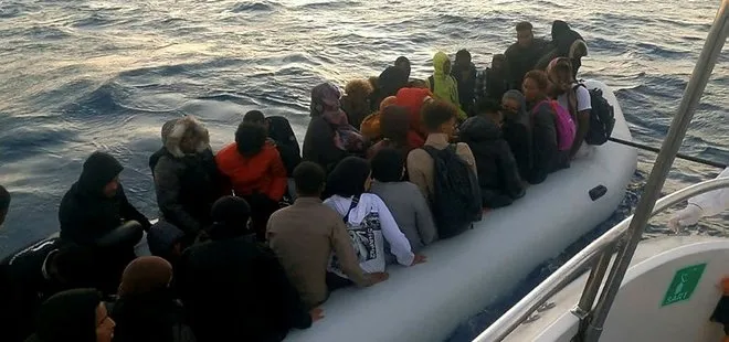 Ayvalık’ta Türk karasularına itilen 51 göçmen kurtarıldı