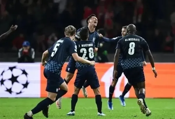 UEFA ülke puanı sıralaması değişti! İşte Galatasaray - Manchester United maçının ardından güncel sıralama...