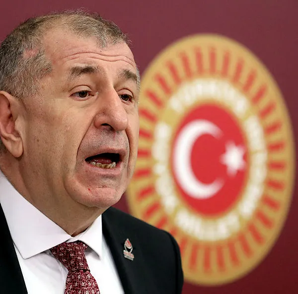 Son dakika: Ümit Özdağ’dan yeni provokasyon: Muğla’daki yangını sığınmacılar çıkardı | İşte gerçekler