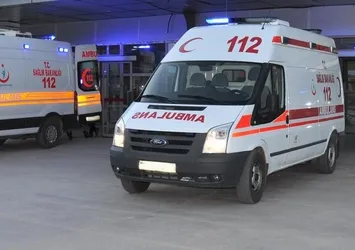 Sivas'ta askeri araç devrildi! Yaralılar var