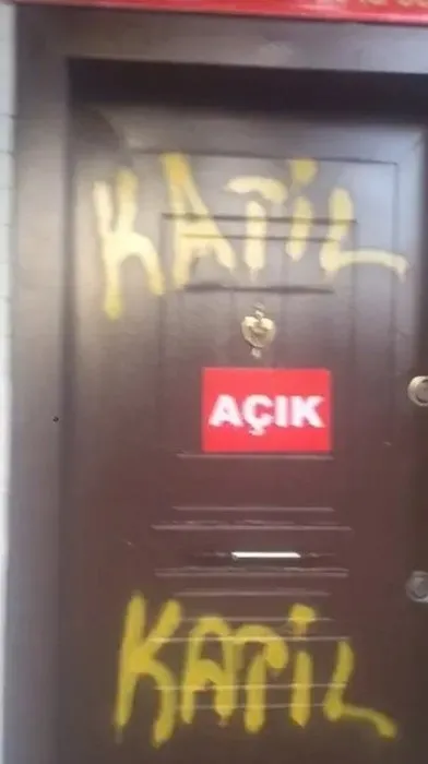 Köpek lobisinden mahalle muhtarına planlı saldırı! Kuduz vakasını önlediği için yapmadığını bırakmadılar - 6