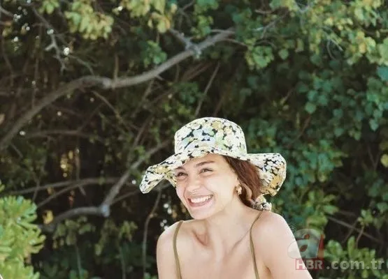 Demet Özdemir'in pozlarına beğeni yağdı! Kıyafetlerinin bedeli dudak uçuklattı 25