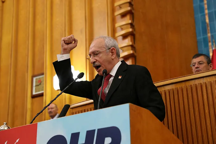 AK Parti MKYK sonrası Ömer Çelik’ten kritik açıklamalar! CHP’li Soyer’e Osmanlı ve Yunanistan’a Ege tepkisi
