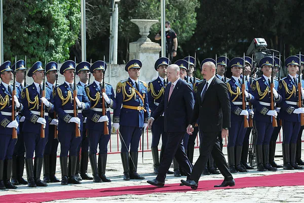 Ermenistan Başbakanı Nikol Paşinyan: Azerbaycan ile çatışma içinde yaşayamayız