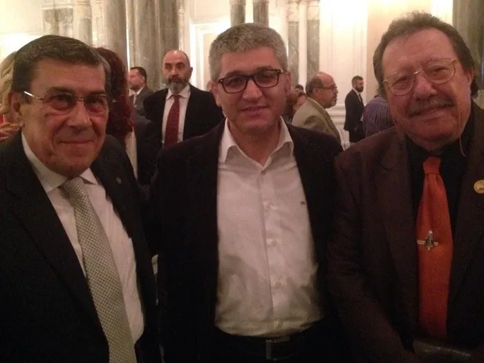 son-dakika-oyuncu-rauf-altintak-vefat-etti-rauf-altintak-kimdir-1659289600571.jpg SON DAKİKA: Oyuncu Rauf Altıntak vefat etti | Rauf Altıntak kimdir? - 3