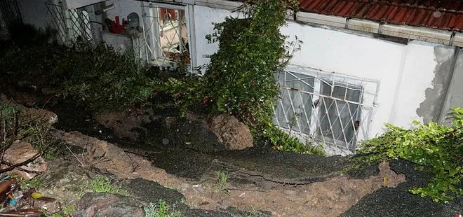Beşiktaş’ta yoğun yağış sonrası toprak kayması