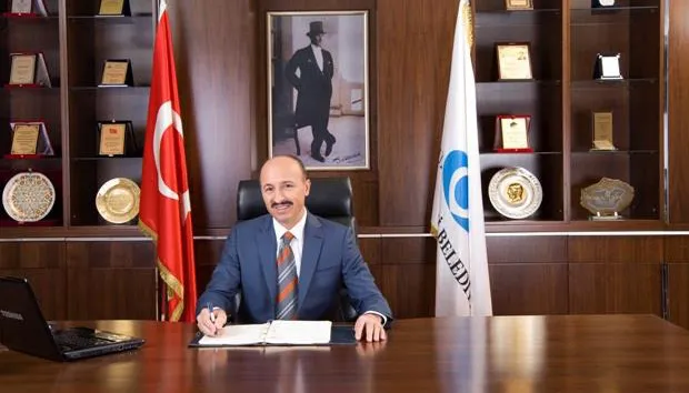 İstanbul Büyükşehir Belediye Başkanı Kadir Topbaş'ın yerine geçebilecek 25 isim