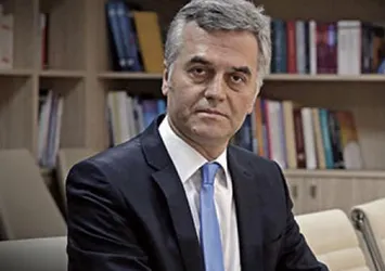 FETÖ'den aranan Profesör yakalandı!