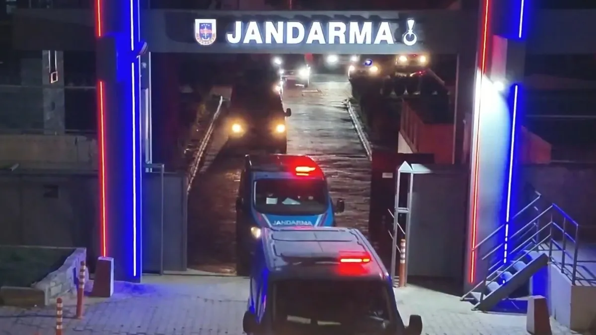 2025 yılında FETÖ'ye büyük darbe: 1601 şüpheli tutuklandı