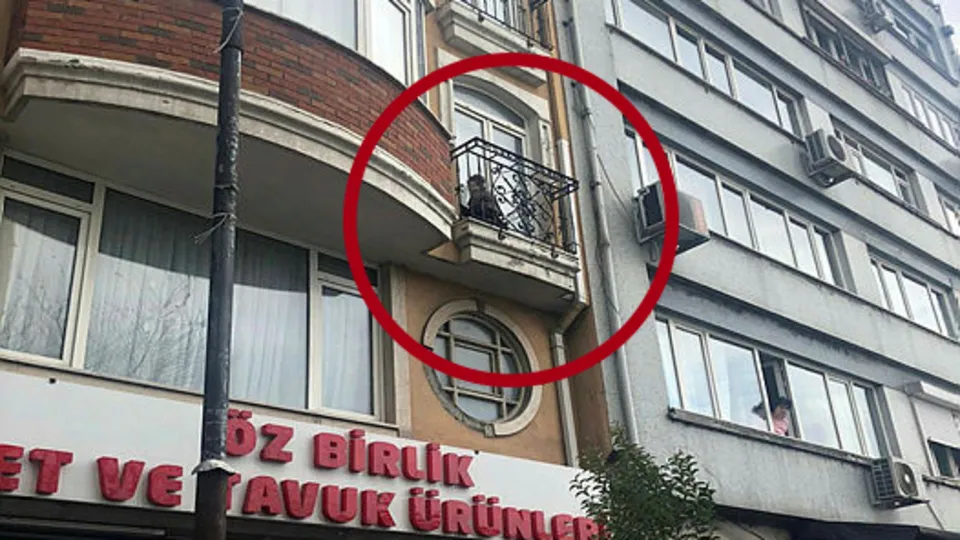İstanbul Şişli’de mucize kurtuluş! 8 yaşındaki çocuk 4’üncü kattan düştü... VİDEO