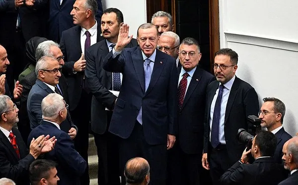 baskan-erdogandan-ak-parti-grup-toplantisinda-onemli-aciklamalar-1698228040233.jpeg Başkan Erdoğan'dan AK Parti Grup Toplantısı'nda yerel seçim mesajı: 31 Mart'a hazır olmalıyız - 11