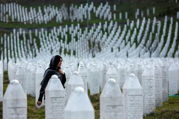 "Bosna Kasabı" Radovan Karadzic için İngiltere kararı - 4