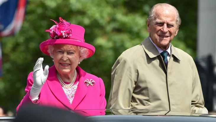 Kraliçe Elizabeth’in 94’üncü yaş gününe koronavirüs engeli!