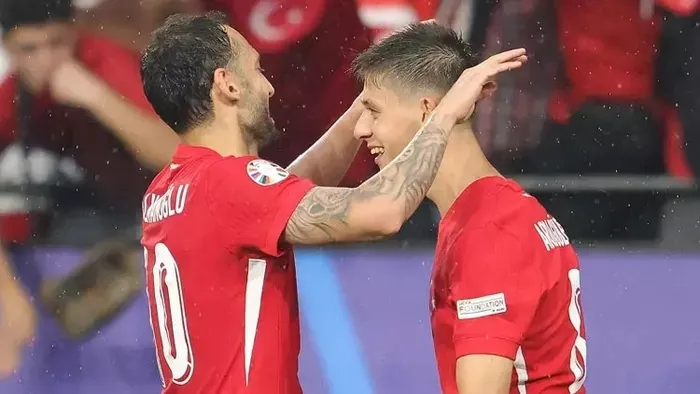 Montella’dan flaş açıklama! Arda ve Hakan forma giyecek mi?