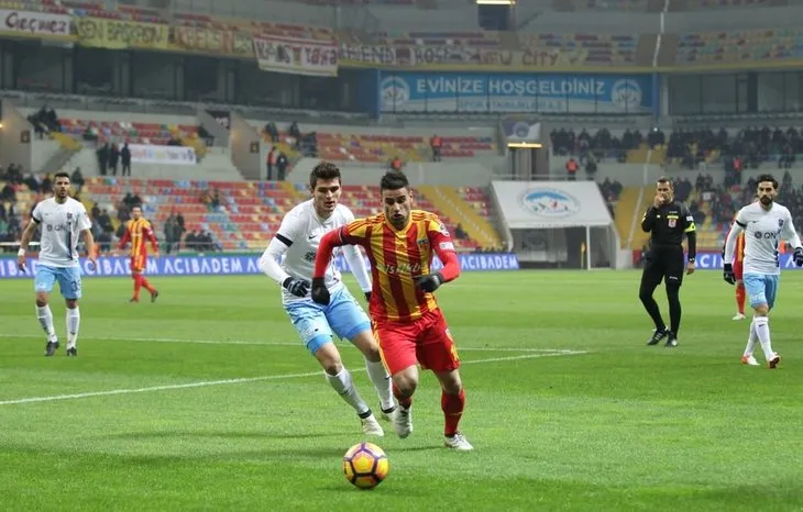 Kayserispor - Trabzonspor maçından kareler