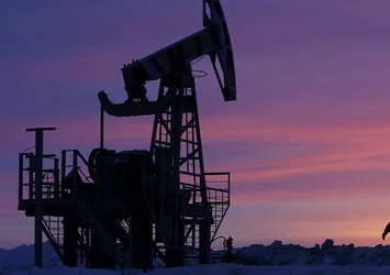 İran duyurdu: Basra Körfezi'nde yeni petrol rezervi bulduk