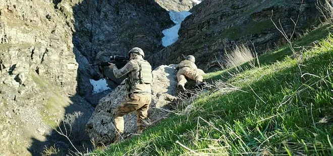 PKK’lı teröristlerin 11 kış sığınağı imha edildi