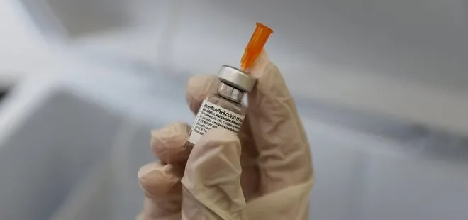 Aşı olanlar dikkat! ’Süper bulaştırıcı’ olarak virüs taşıyabilirsiniz