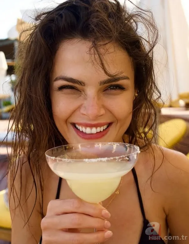 Uzak Şehir'in Alya'sı Sinem Ünsal paylaşmaya doyamadı! "Çok şımardım" 10