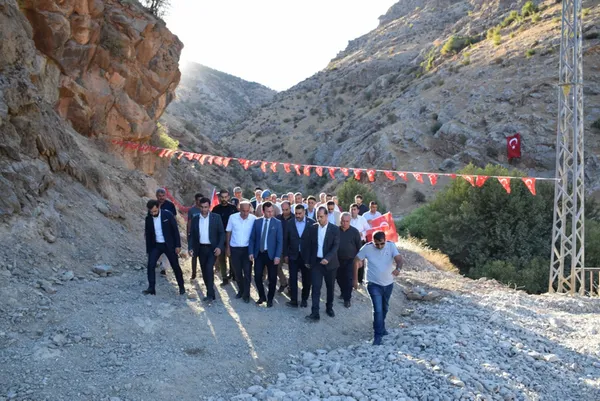 Acıları halen daha taze! PKK'nın sivil katliamının üzerinden 30 yıl geçti - 2