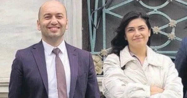 1620188159383.jpeg İBB'de yasak aşk skandalı! Hakim koca mesajları görünce çılgına döndü - 1