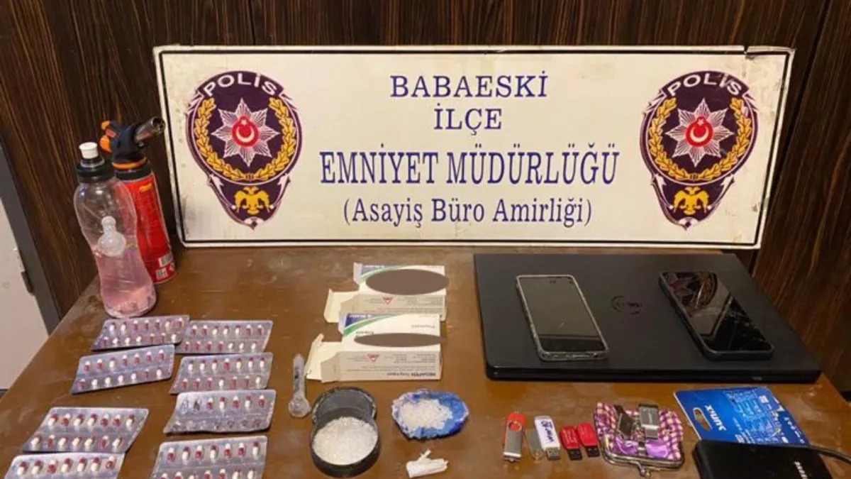 Babaeski'de narkotik operasyonu! 2 şüpheli tutuklanarak cezaevine gönderildi