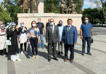 CHP'li İmamoğlu kandırdığı sosyologlar tarafından protesto edildi