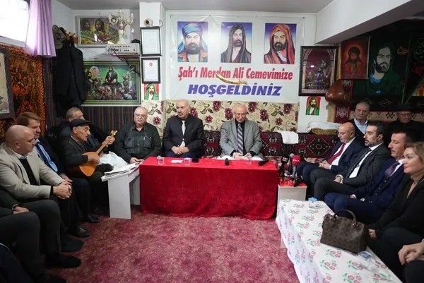 1706541960661.jpg Ankara'ya hizmet belediyeciliği! Turgut Altınok'tan Cemevi ziyareti: Her türlü desteği vereceğiz! Yeni Cemevleri yapacağız - 8