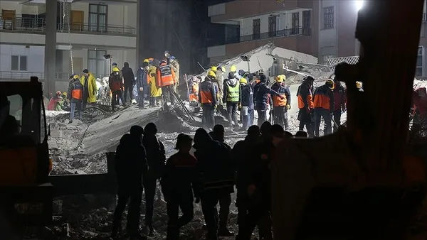 kahramanmarasta-korkutan-deprem-afad-son-dakika-olarak-duyurdu-afad-son-depremler-listesi-2023-1677596120920.jpg Kahramanmaraş ve Kayseri'de korkutan depremler! AFAD son dakika olarak duyurdu! AFAD son depremler listesi 2023 - 9