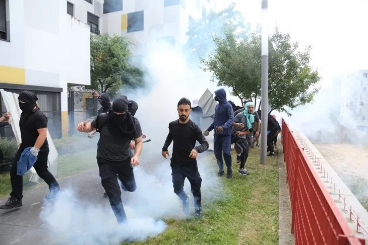 Fransa'da büyük isyan! Araçları alev topuna çevirdiler! 5 günlük sokağa çıkma yasağı