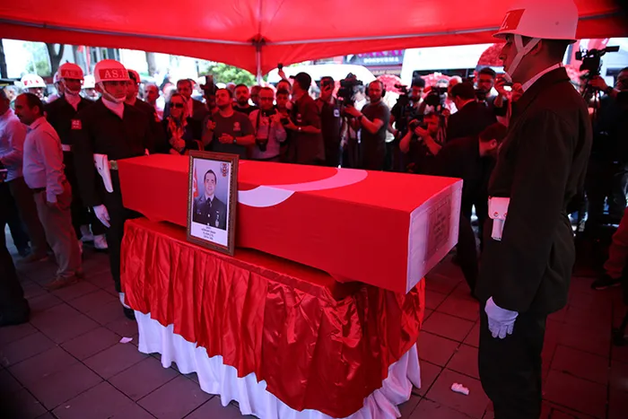 Son dakika: Pençe-Kilit Operasyonu şehitlerimiz son yolculuklarına uğurlandı