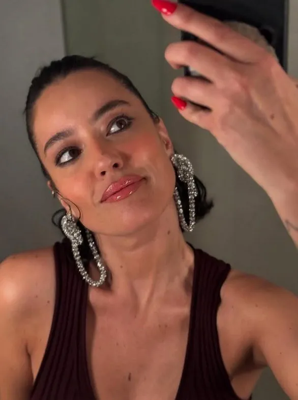 Pelin Akil ’James Bond’ ile karşılaştı! Buse Terim’den dikkat çeken paylaşım