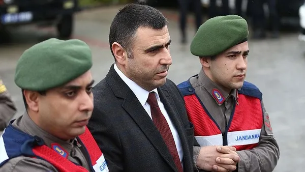 Son dakika: Duruşmada iki darbeci Ali Yazıcı ve Cenk Bahadır Avcı birbirine girdi