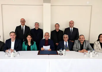 Kandil Terörsüz Türkiye'ye engel olma peşinde! Yeniden Öcalan bahanesiyle sahnedeler...