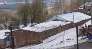 Bitlis’te köyler beyaza büründü