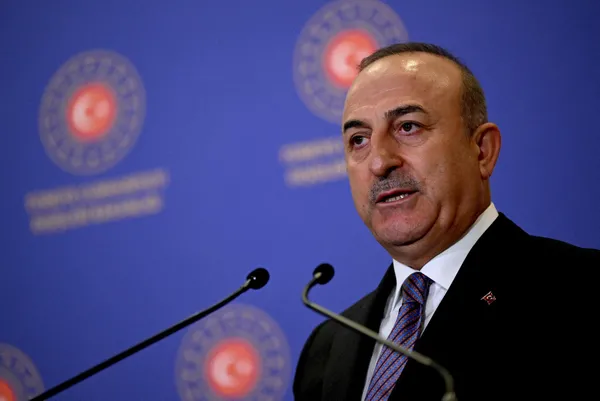 Son dakika: Atina ile sınırdan geçiş gerginliği! Dışişleri Bakanı Mevlüt Çavuşoğlu: Devam ederse karşılık vereceğiz