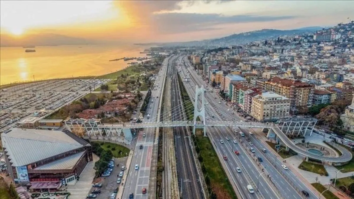 Ankara ve Kocaeli'de yaşayanlar dikkat! Valiliklerden siren ve ses aşımı uyarısı