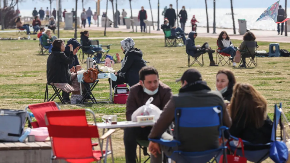 Türkiye bu anı bekliyor! 1 Temmuz'dan itibaren kısıtlamalar kalkıyor
