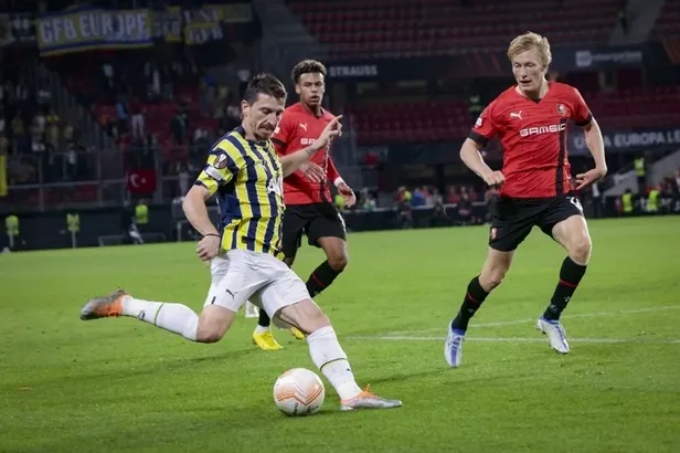 Fenerbahçe AEK Larnaca canlı maç izle! FB AEK Larnaca maçı canlı izle kesintisiz şifresiz izleme LİNKİ! EXXEN SPOR üyelik...