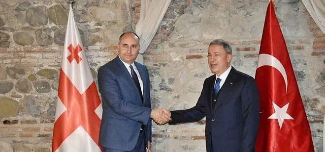 Milli Savunma Bakanı Hulusi Akar’dan kritik temas: Gürcistan Savunma Bakanı Burculadze ile görüştü
