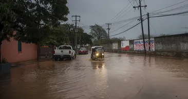 Meksika’daki Agatha Kasırgası can almaya devam ediyor! Çok sayıda ölü ve yaralı var