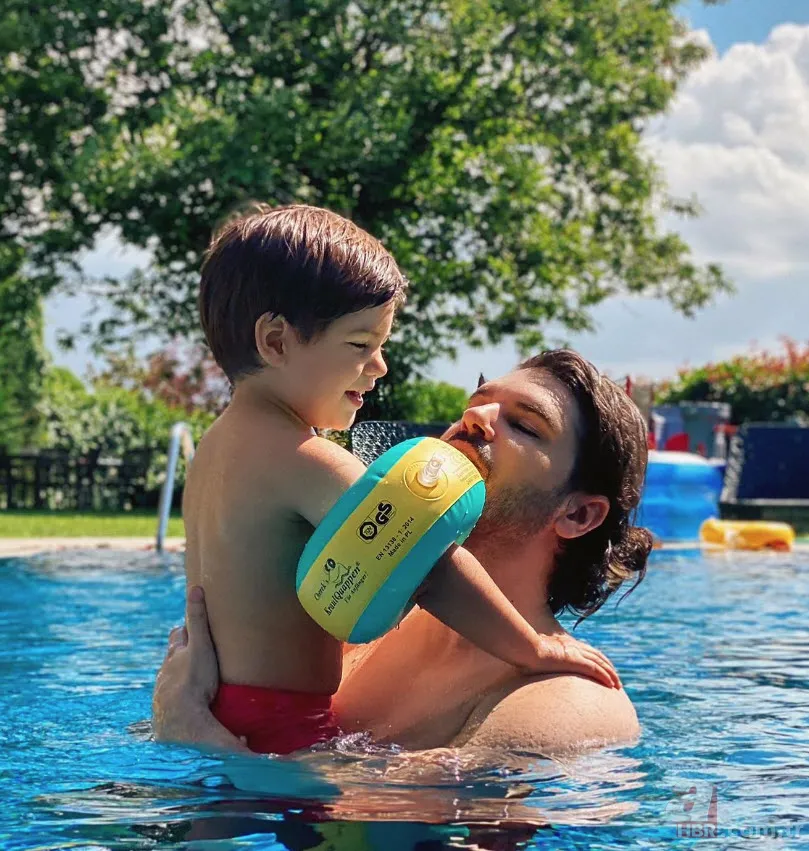 Kızlarını herkes tanıyordu! Rafet El Roman’ın gözlerden uzak büyüttüğü oğlu ilk kez ortaya çıktı 23