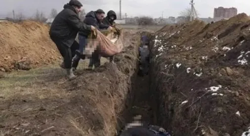 ukraynadan-dehsete-dusuren-haber-bir-mezarda-200-kisi-1648213695205.jpg Ukrayna'dan dehşete düşüren haber! Bir mezarda 200 kişi... - 1